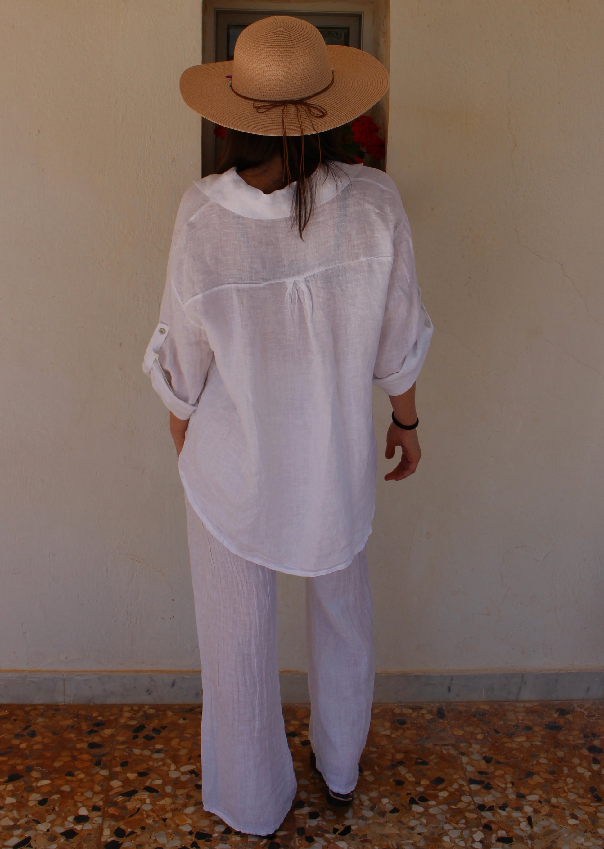 PANTALONI DI LINO